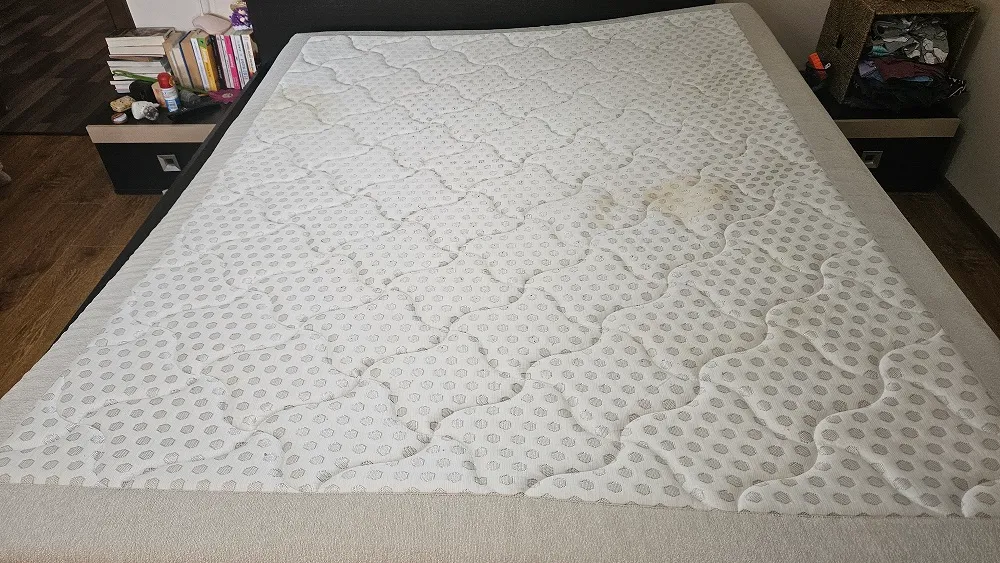 Saltea după curățarea profesională CleanSpot Oradea